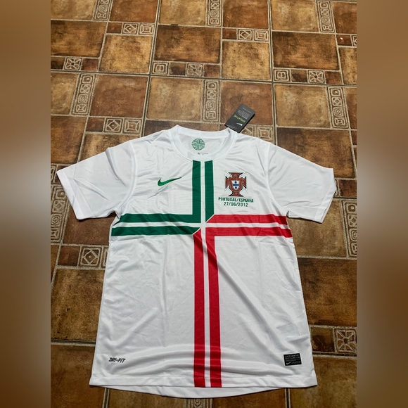 Nike Portugal 2012 World Cup Finals Jersey Size M - Picture 1 of 4